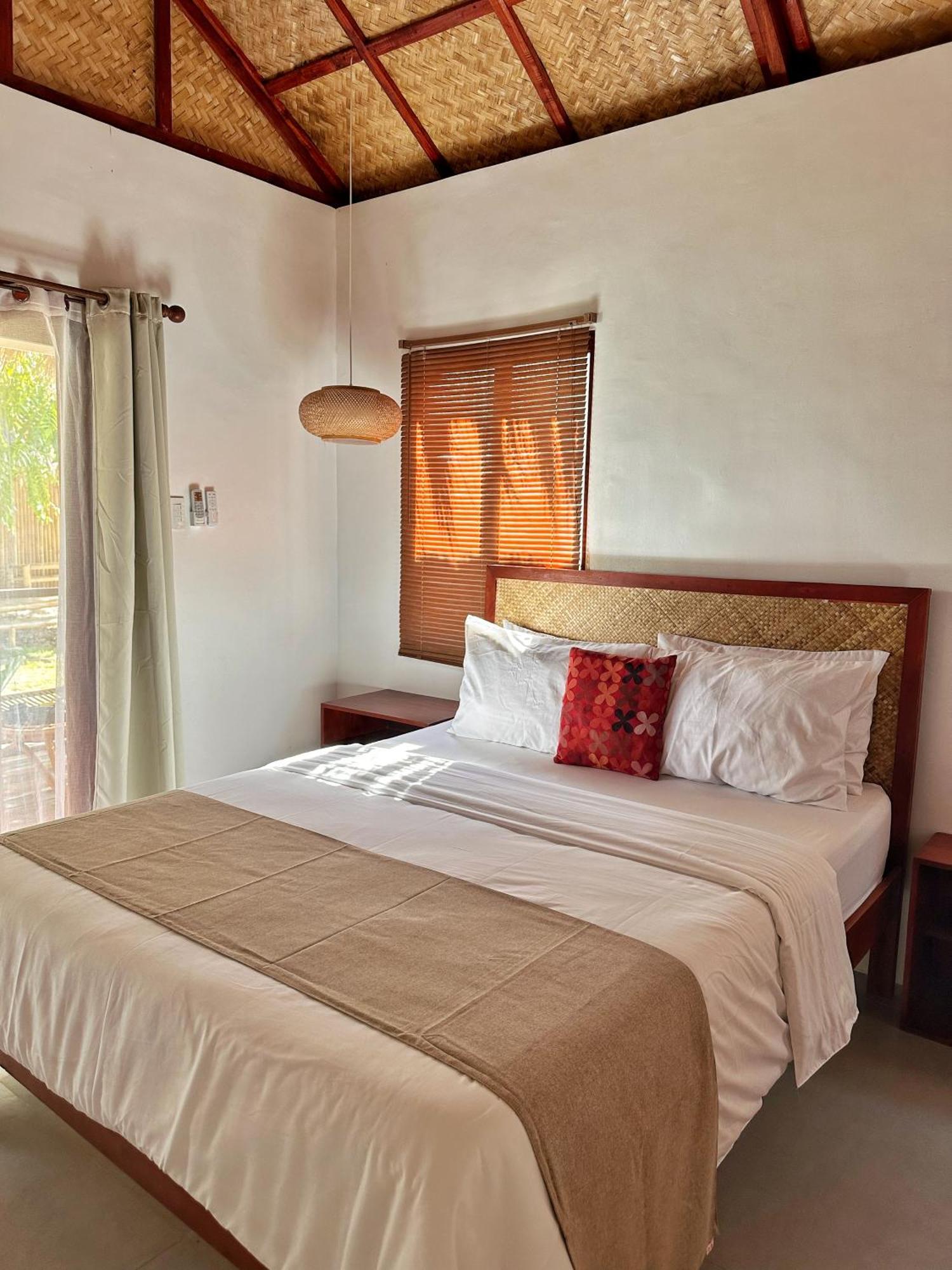 Uzuri Kubo Huts Holiday home *