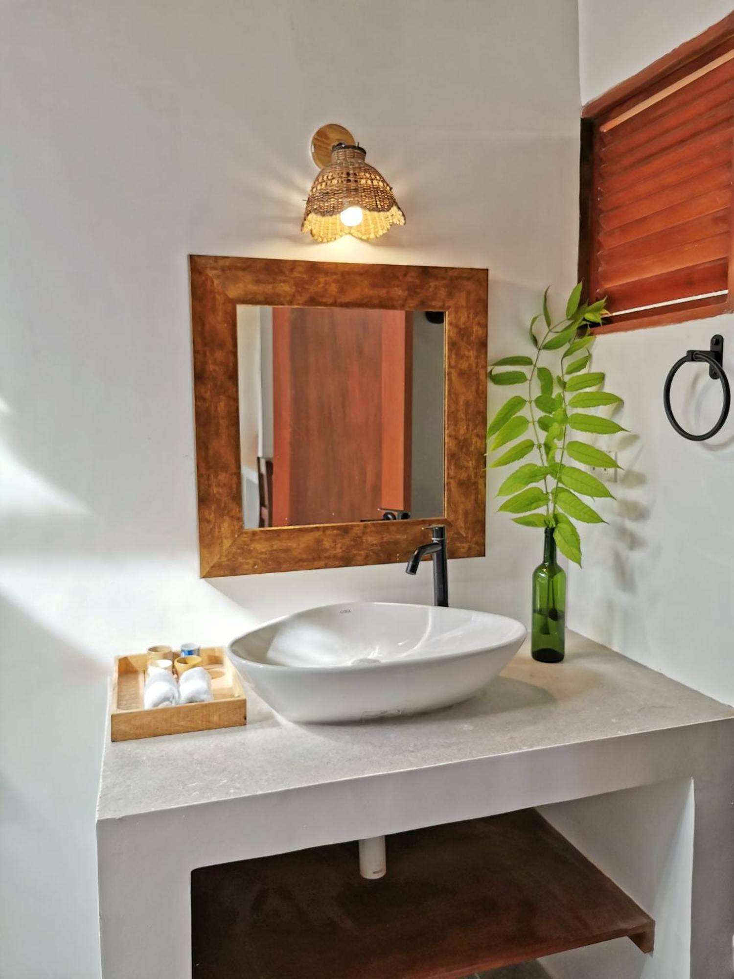 Uzuri Kubo Huts Holiday home