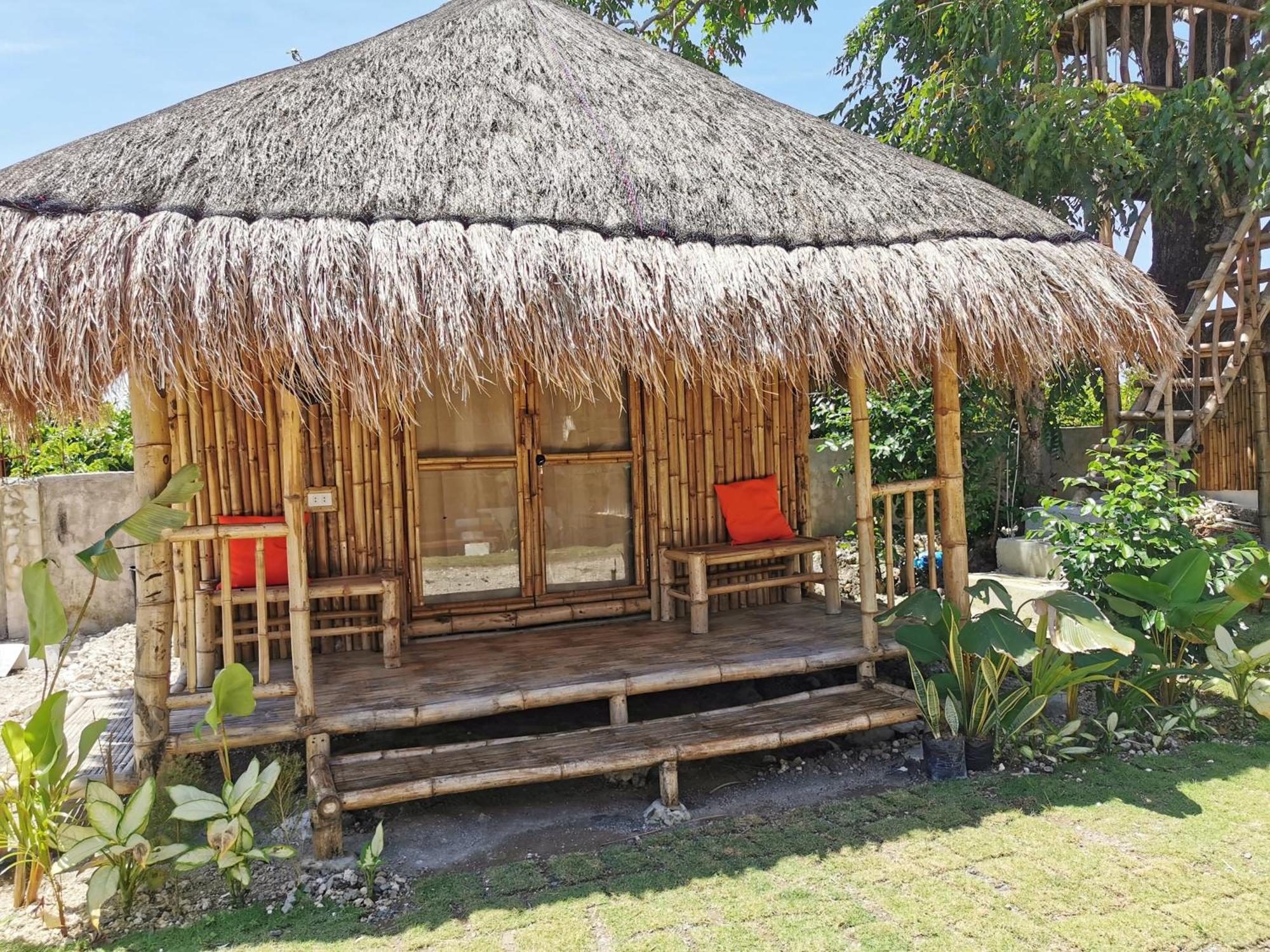 Holiday home Uzuri Kubo Huts *