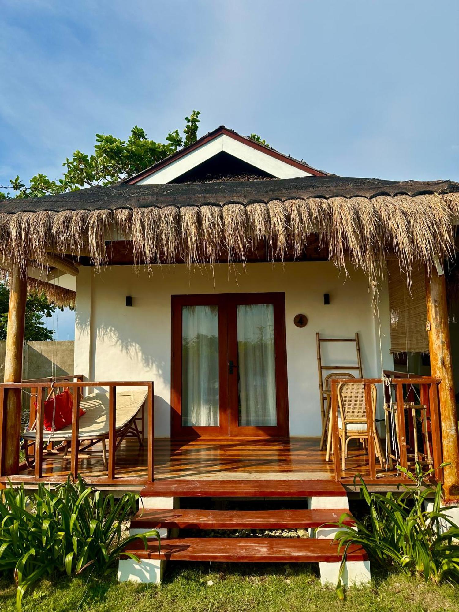 Uzuri Kubo Huts Moalboal